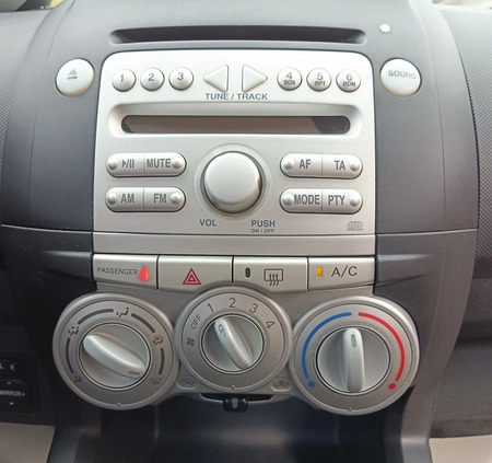 Daihatsu Sirion cena 7900 przebieg: 168000, rok produkcji 2005 z Inowrocław małe 742